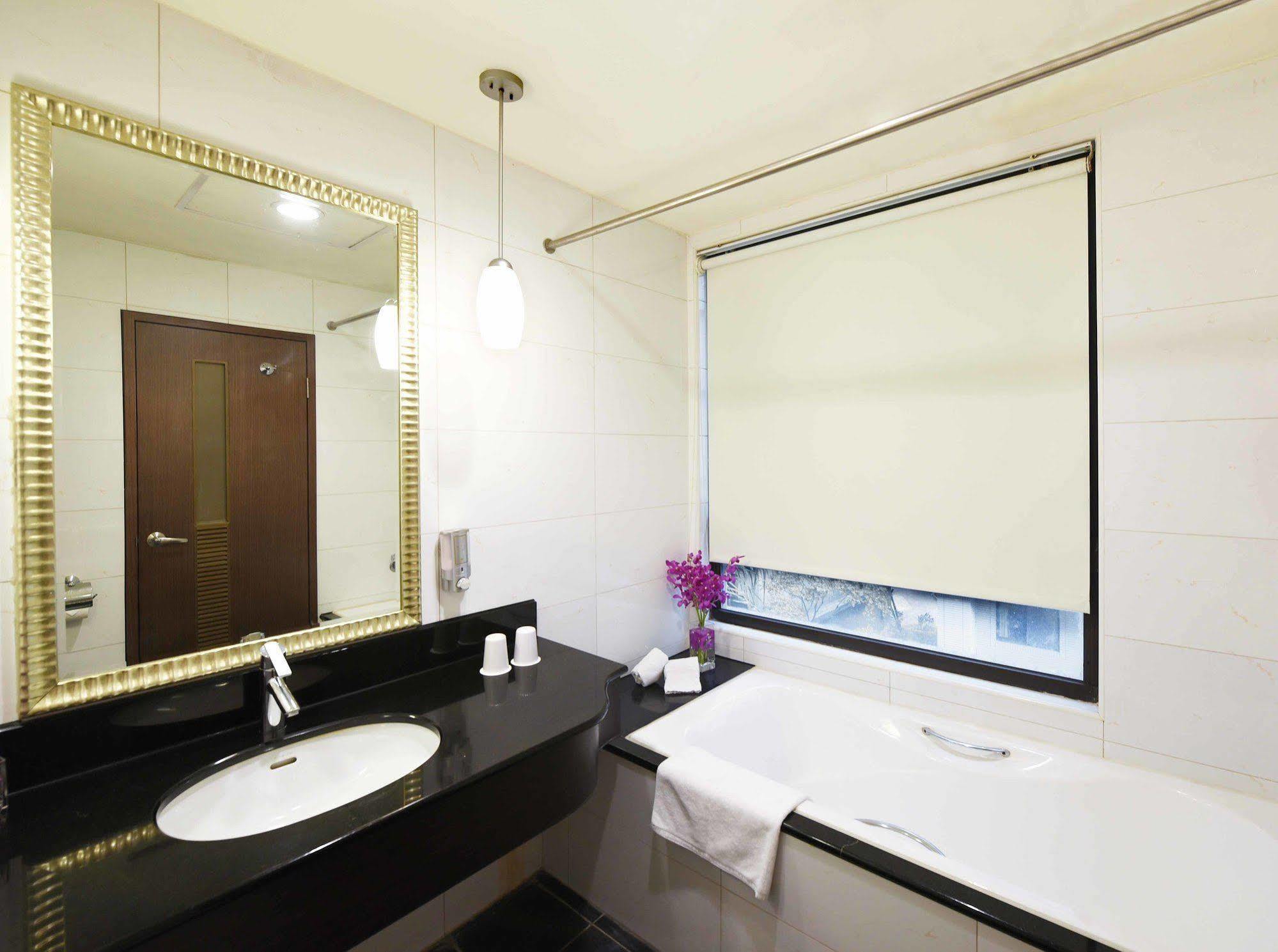 Fullon Hotel Sanyin Санься Экстерьер фото